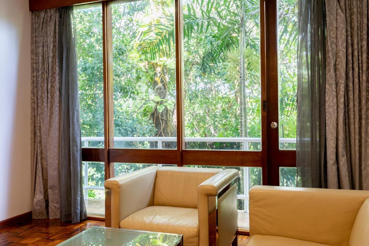 Airways Hotel Port Moresby Exterior foto
